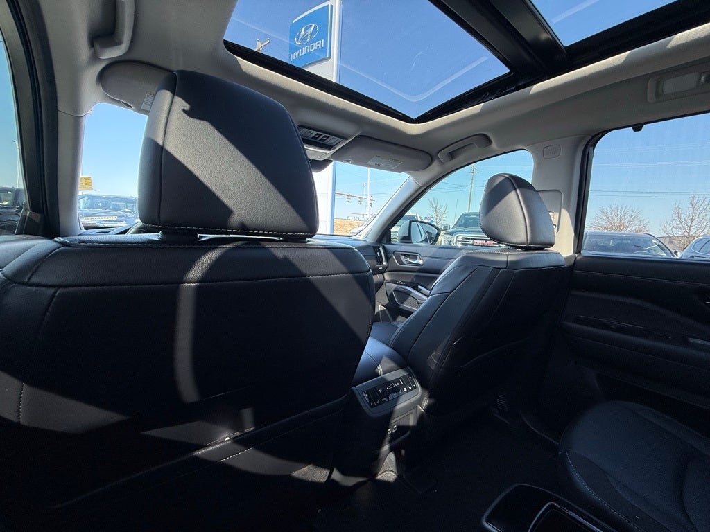 2023 Nissan Pathfinder SL PREMIUM PACKAGE