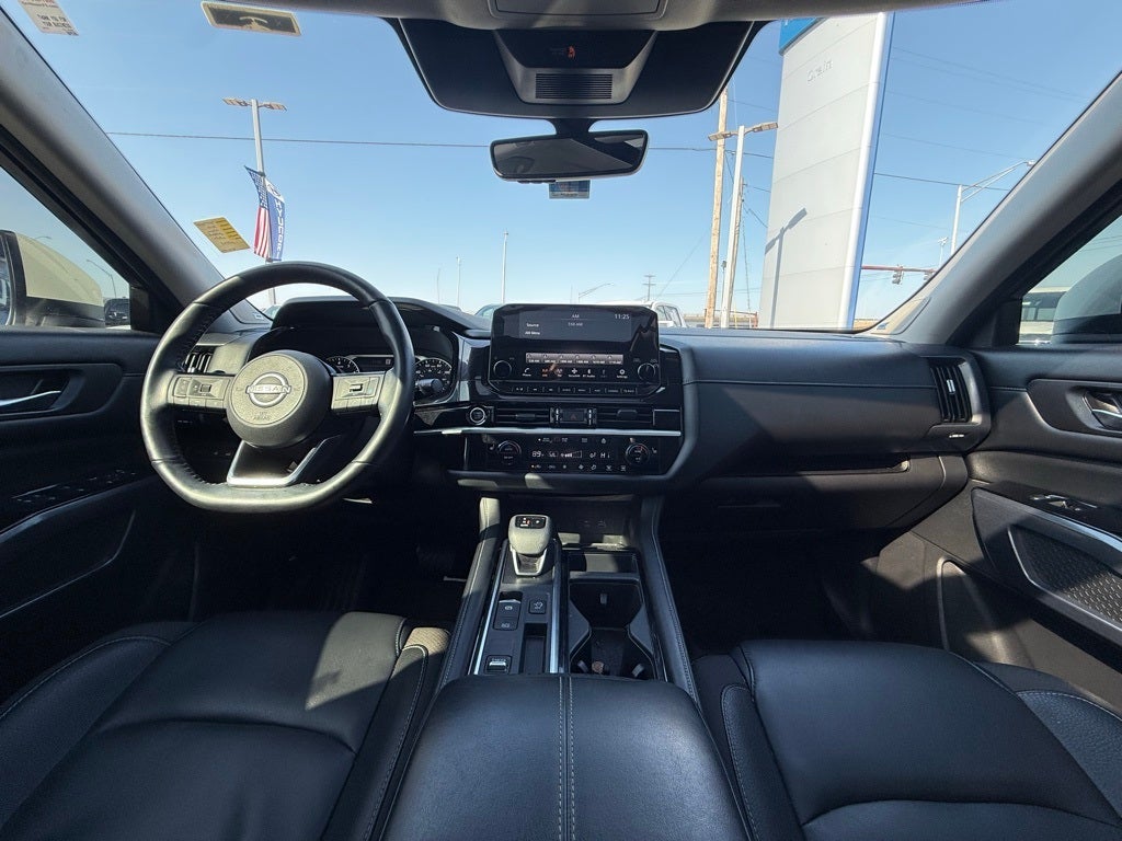 2023 Nissan Pathfinder SL PREMIUM PACKAGE