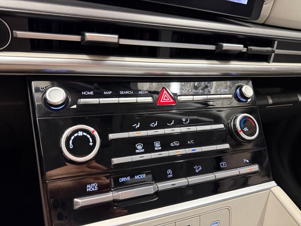 2025 Hyundai Santa Fe SE