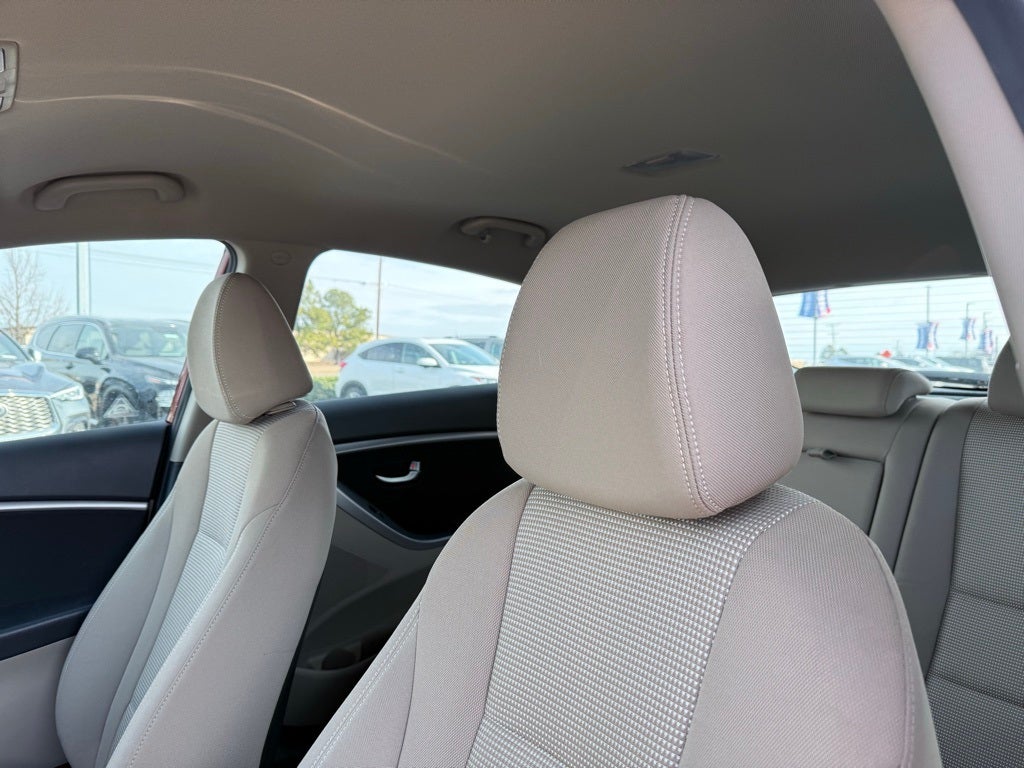 2016 Hyundai Elantra GT Base