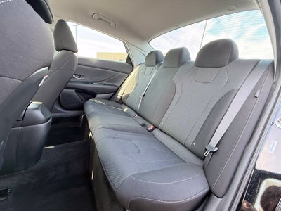 2025 Hyundai Elantra SE CPO Eligible