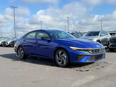 2025 Hyundai Elantra SEL Sport