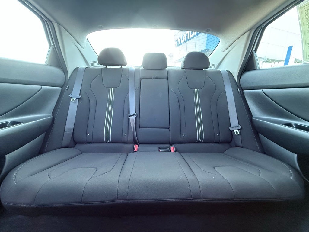 2024 Hyundai Elantra SEL 1 OWNER CLEAN CAR FAX