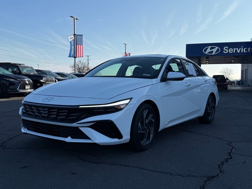 2024 Hyundai Elantra SEL 1 OWNER CLEAN CAR FAX