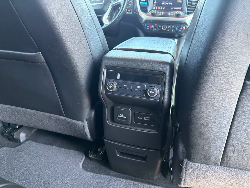 2020 GMC Acadia SLT