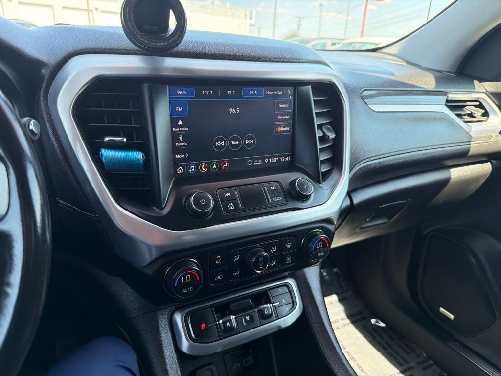 2020 GMC Acadia SLT