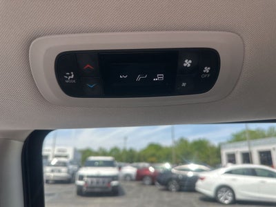 2022 Chrysler Voyager LX 1-Owner / Power Liftgate / Apple CarPlay/Android A