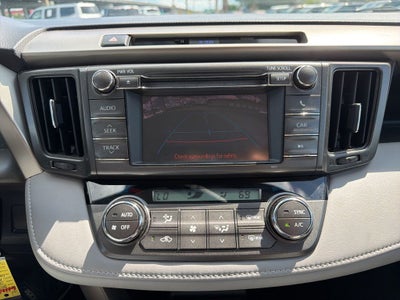 2013 Toyota RAV4 XLE Fresh Trade / Clean Carfax / Super Clean