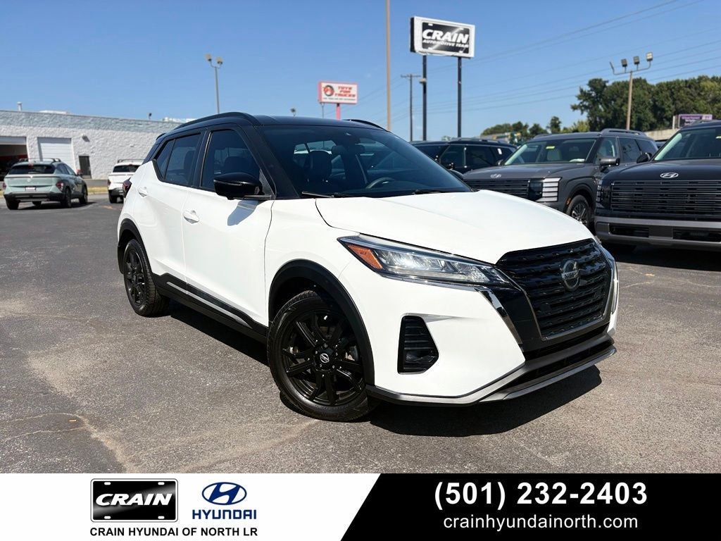 2021 Nissan Kicks SR