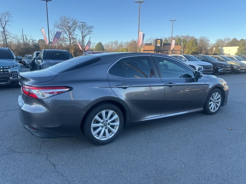 2018 Toyota Camry SE