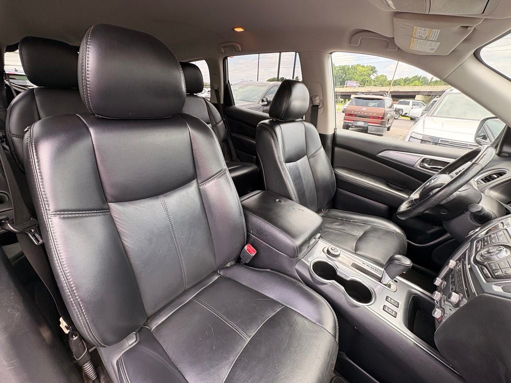 2019 Nissan Pathfinder SL FRESH TRADE | AS-IS