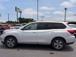2019 Nissan Pathfinder SL FRESH TRADE | AS-IS