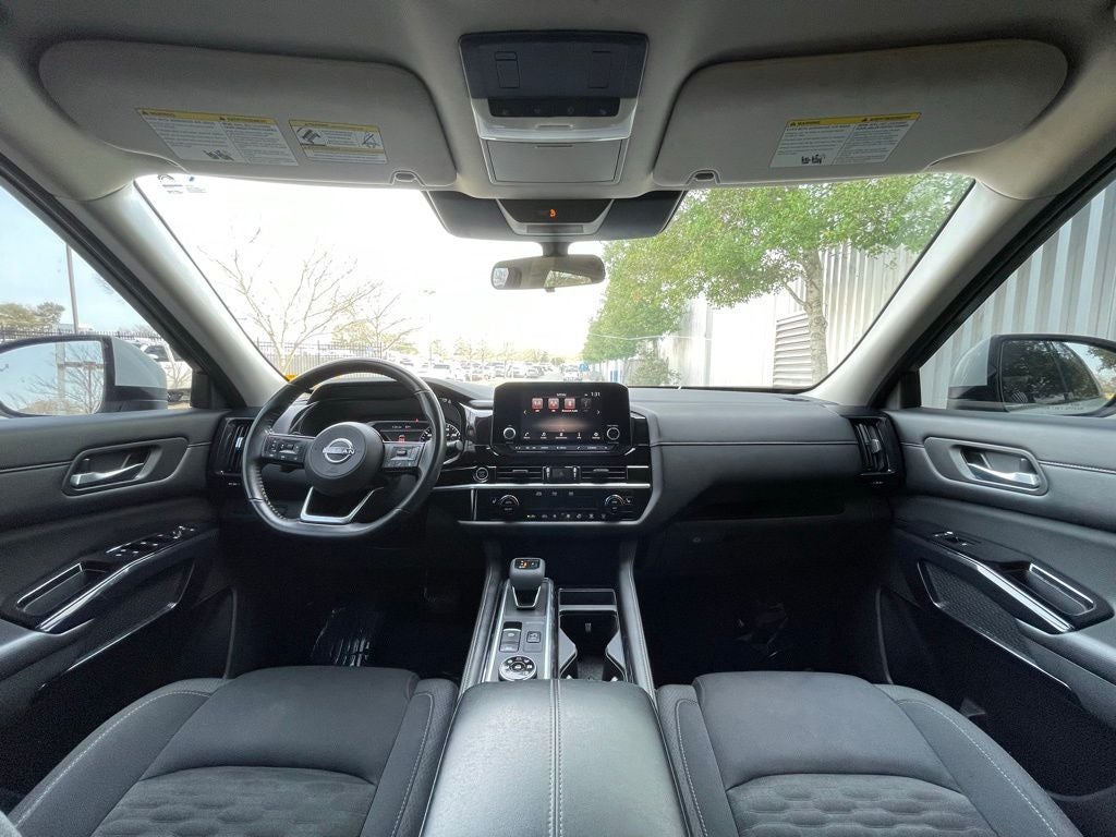 2022 Nissan Pathfinder SV 1-OWNER | LEATHER | NEW TIRES