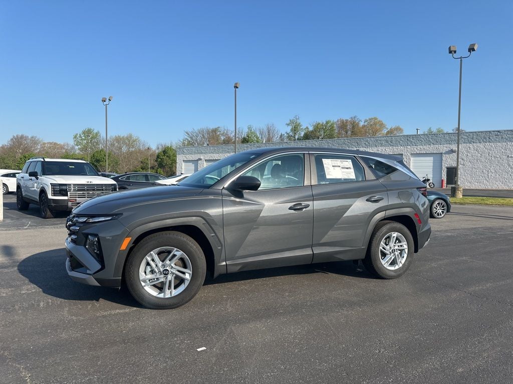 2025 Hyundai Tucson SE