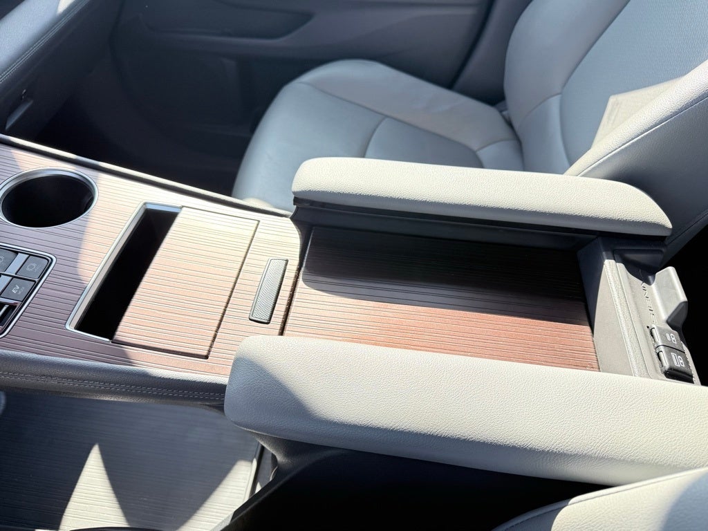 2021 Toyota Sienna XLE 7 Passenger