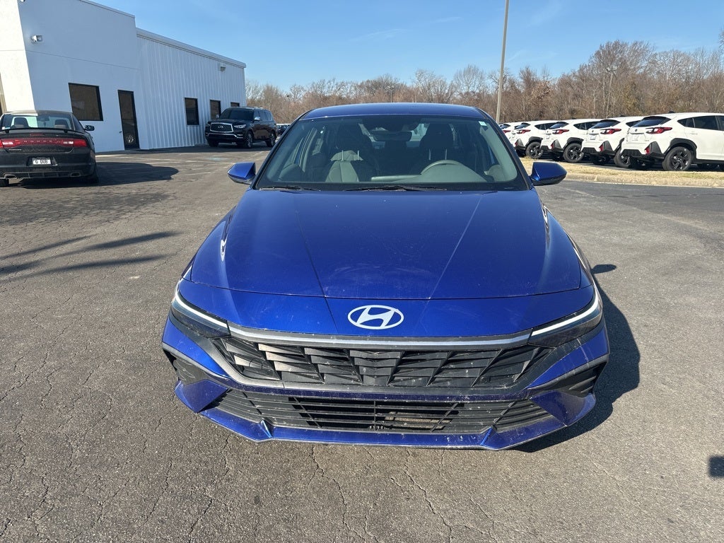 2024 Hyundai Elantra SE