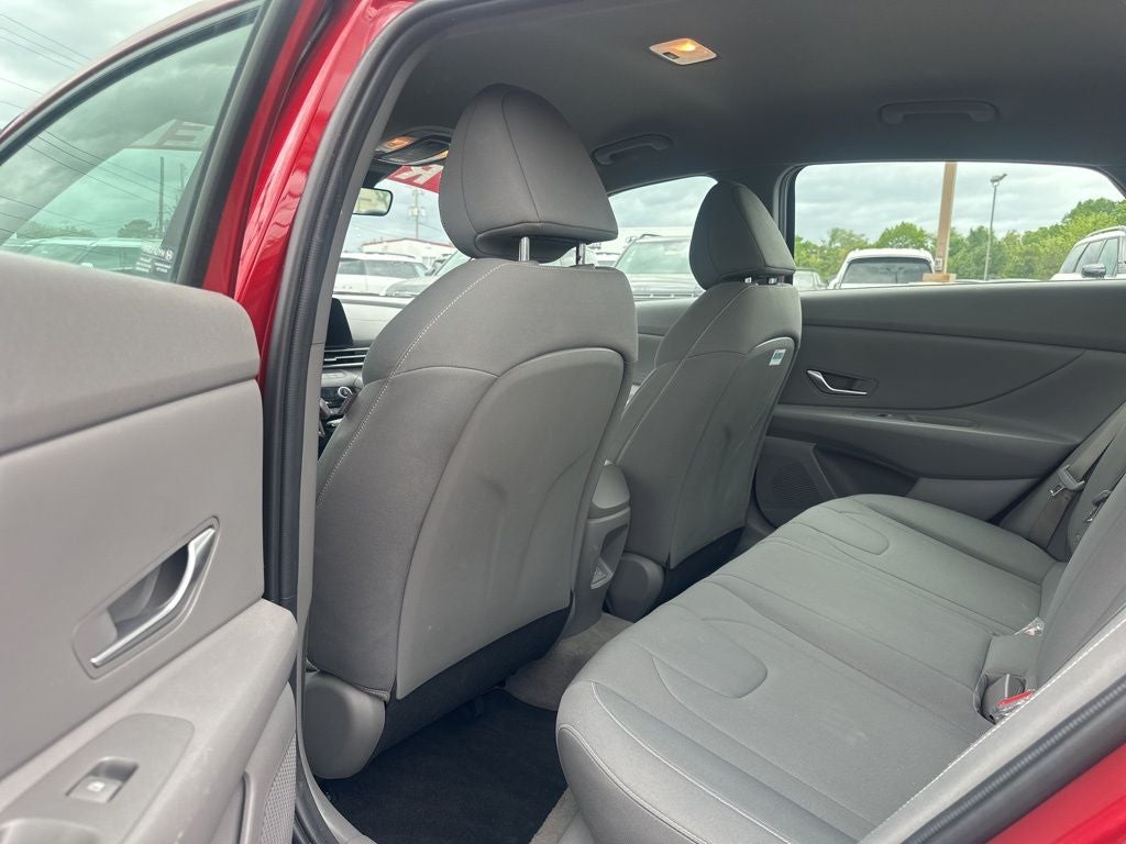 2024 Hyundai Elantra SEL