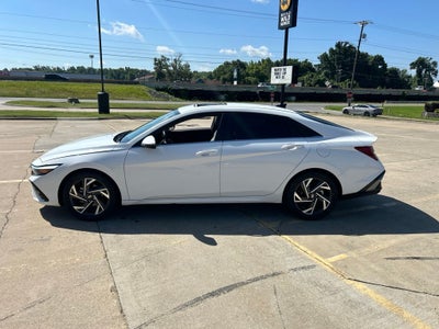2024 Hyundai Elantra Hybrid Limited