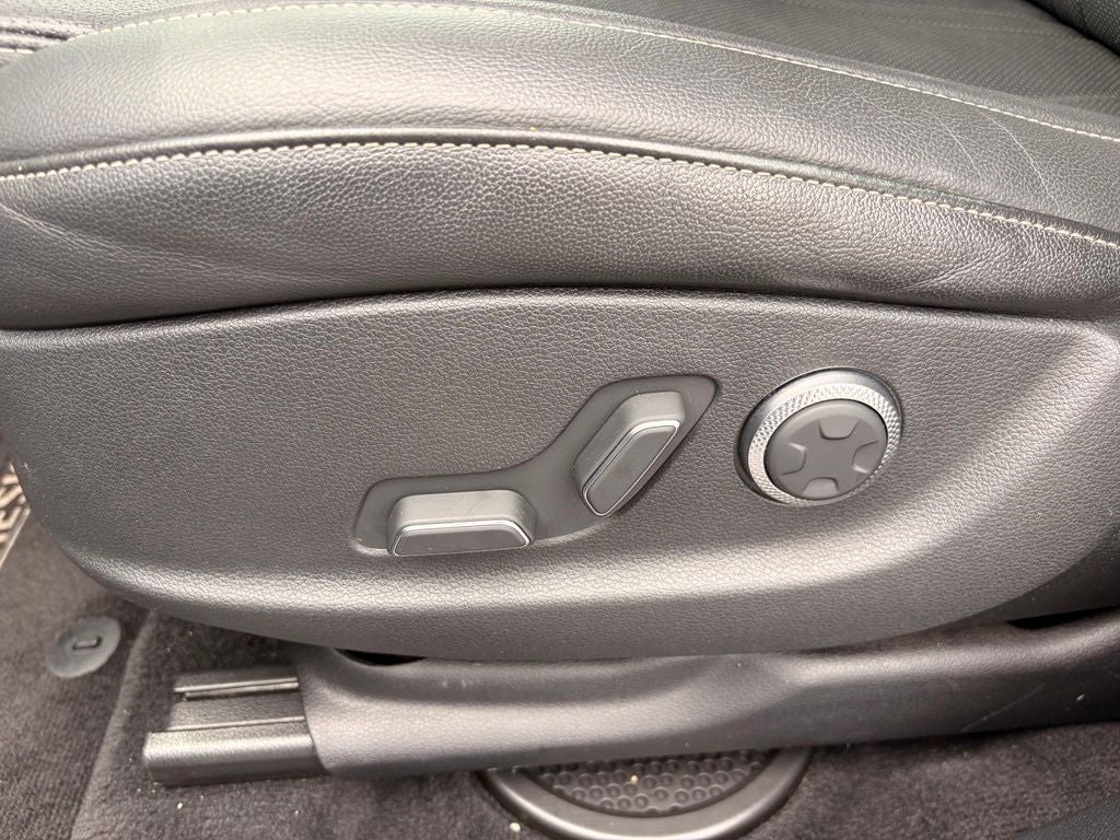2022 Genesis GV80 2.5T