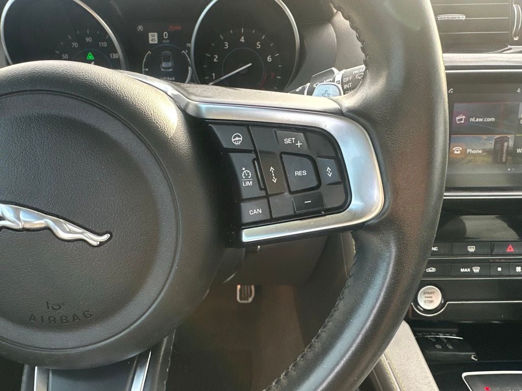 2018 Jaguar F-PACE 35t R-Sport