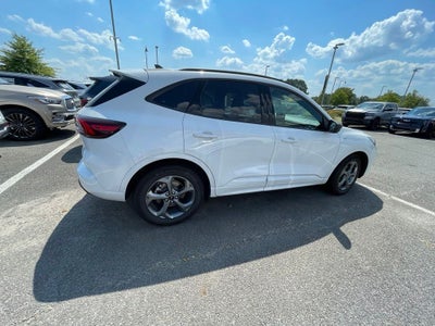 2023 Ford Escape Hybrid ST-Line