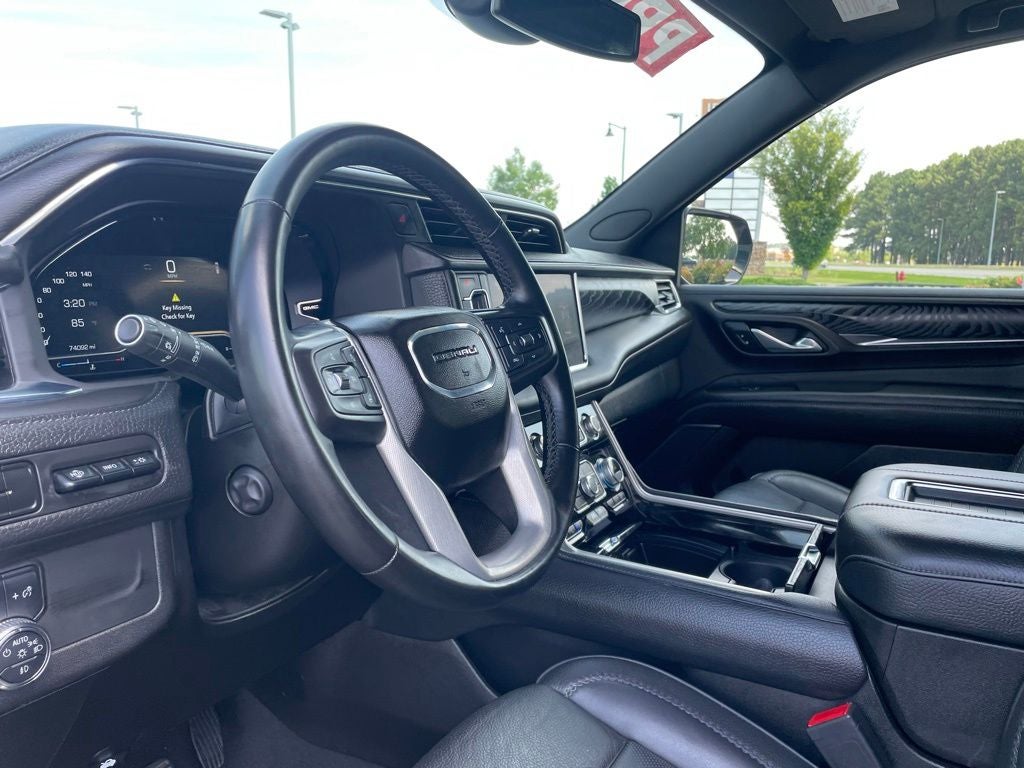 2023 GMC Yukon Denali