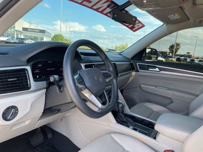 2022 Volkswagen Atlas 2.0T SE w/Technology