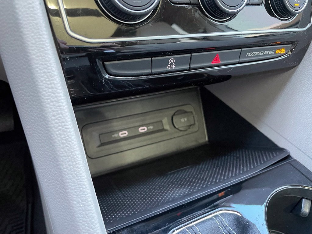 2022 Volkswagen Atlas 2.0T SE w/Technology