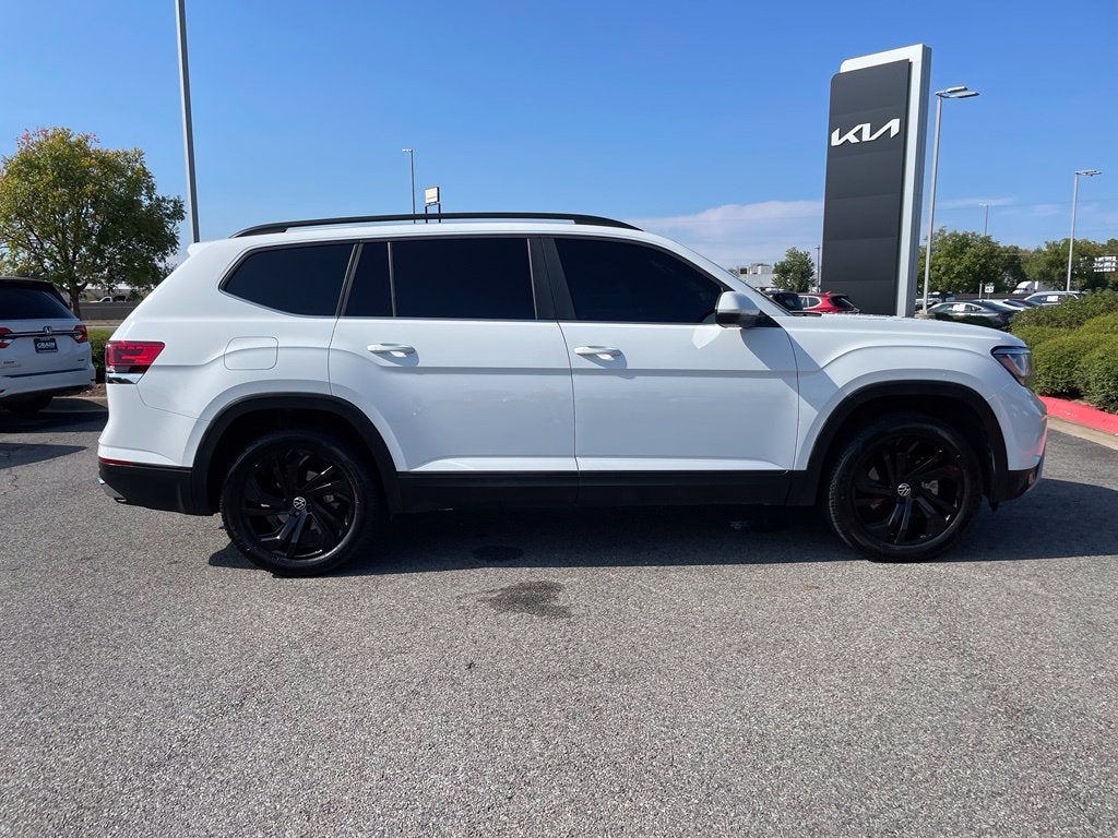 2022 Volkswagen Atlas 2.0T SE w/Technology