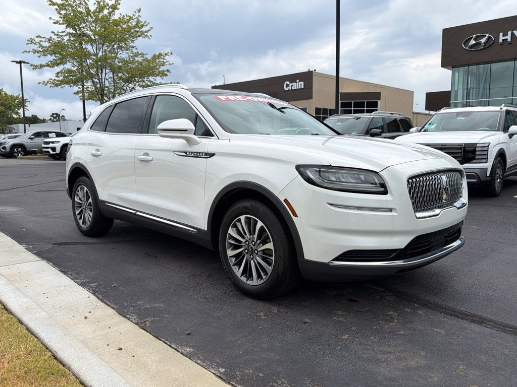 2022 Lincoln Nautilus Reserve