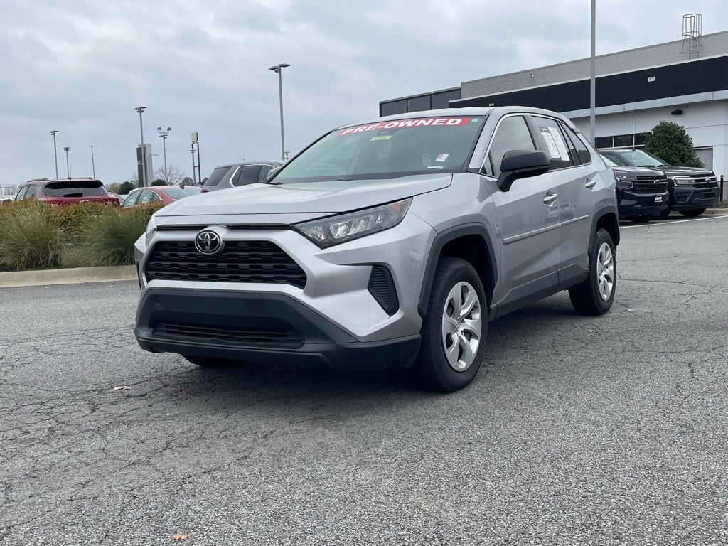 2022 Toyota RAV4 LE
