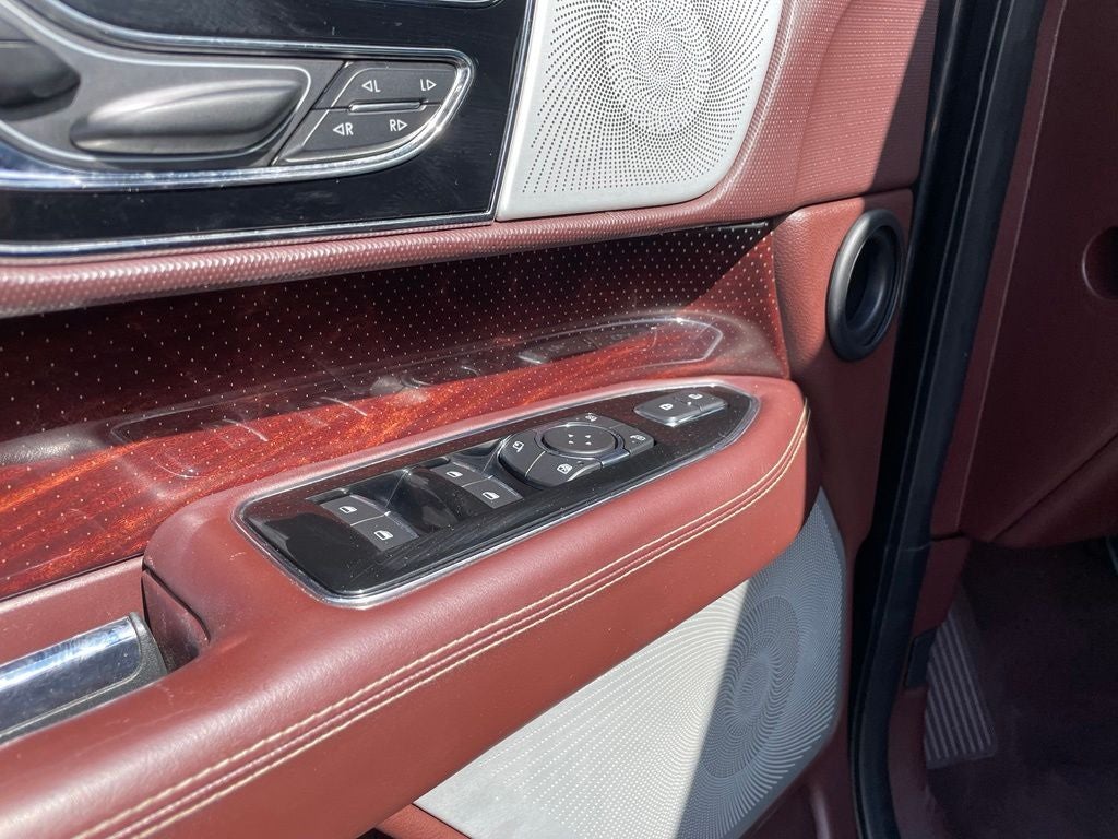 2019 Lincoln Navigator L Black Label