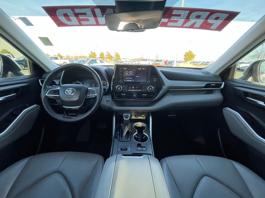 2021 Toyota Highlander Hybrid XLE