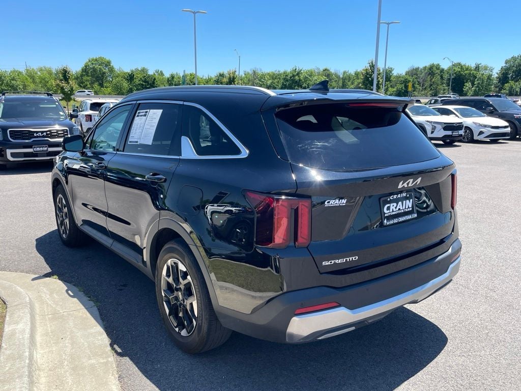 2025 Kia Sorento S