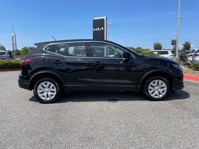 2020 Nissan Rogue Sport S