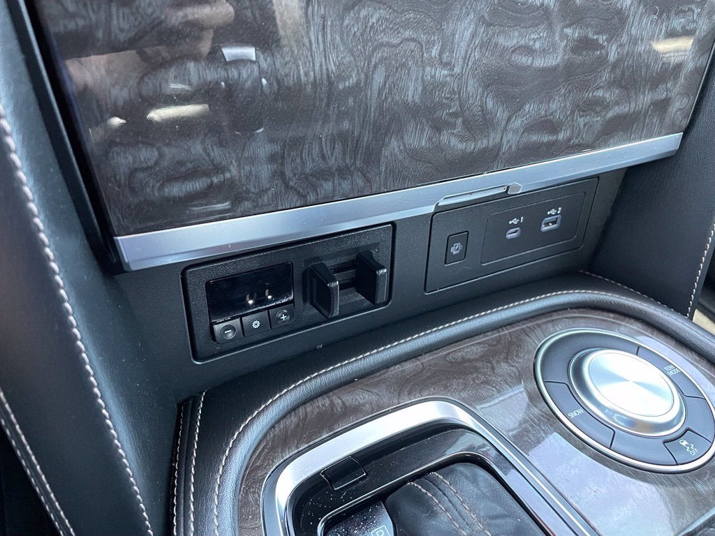 2022 Nissan Armada Platinum