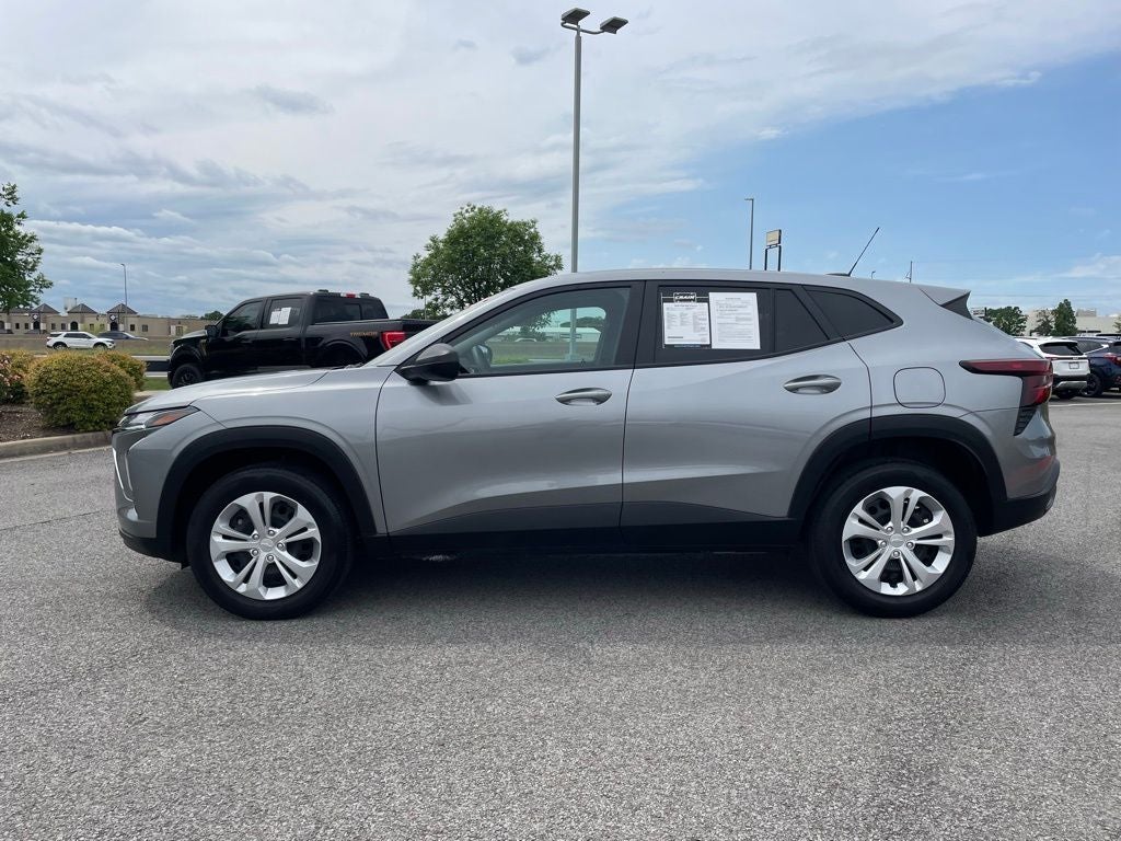 2025 Chevrolet Trax LS