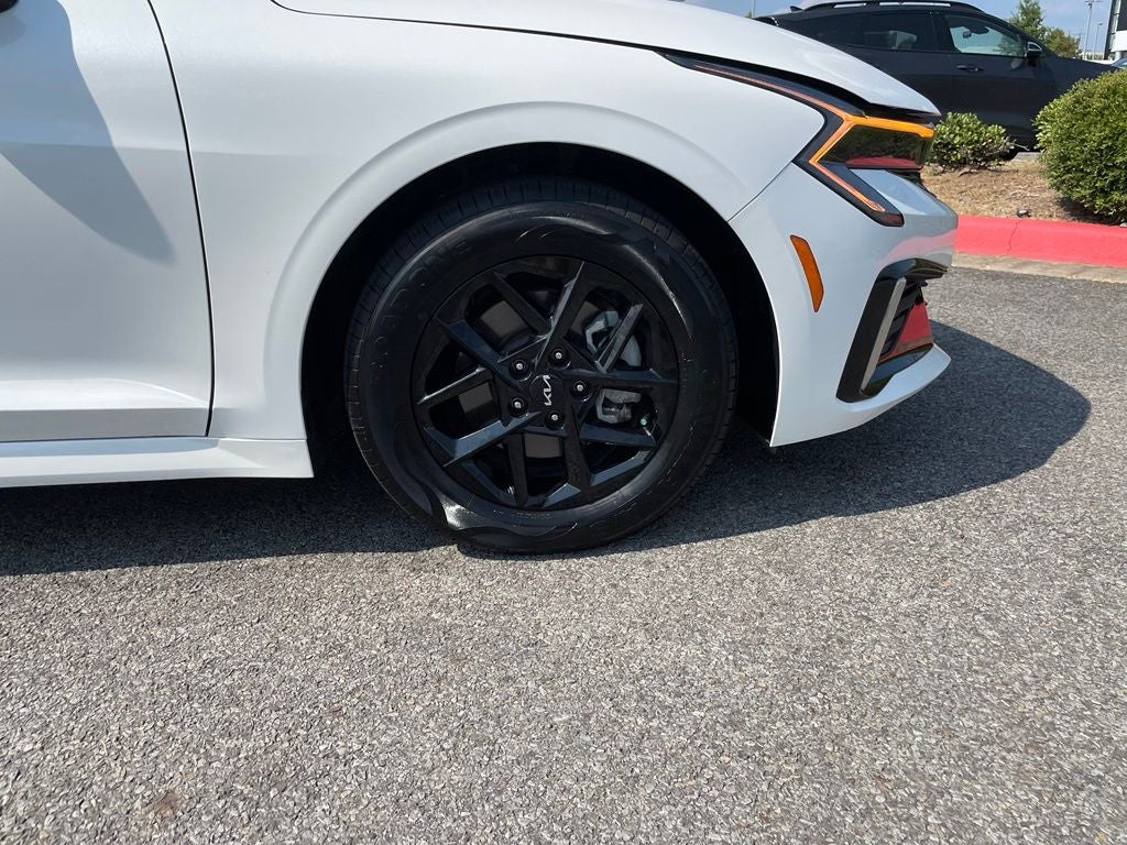 2025 Kia K5 LXS
