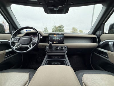 2023 Land Rover Defender 130 X-Dynamic SE