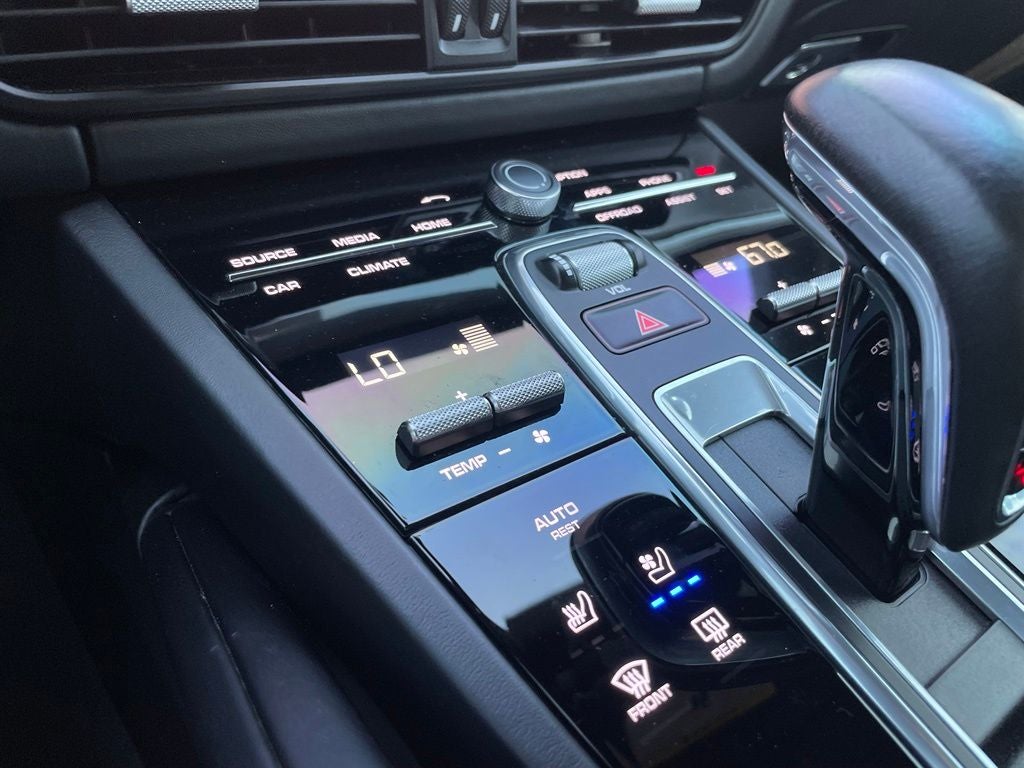 2021 Porsche Cayenne GTS