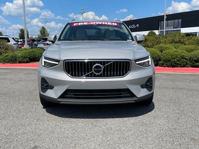 2023 Volvo XC40 B5 Plus Bright Theme