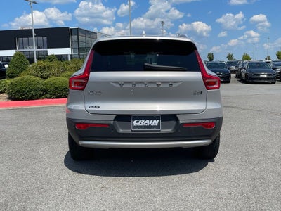 2023 Volvo XC40 B5 Plus Bright Theme