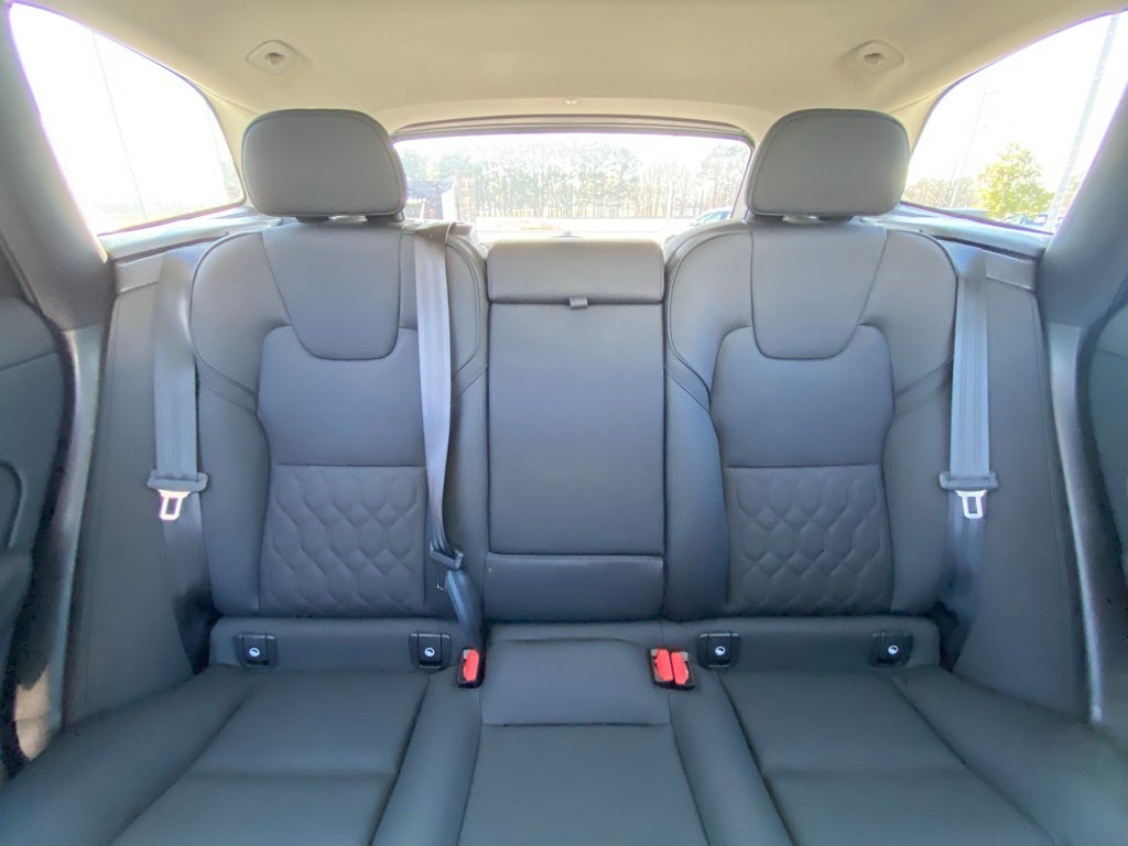 2026 Volvo XC60 B5 Core