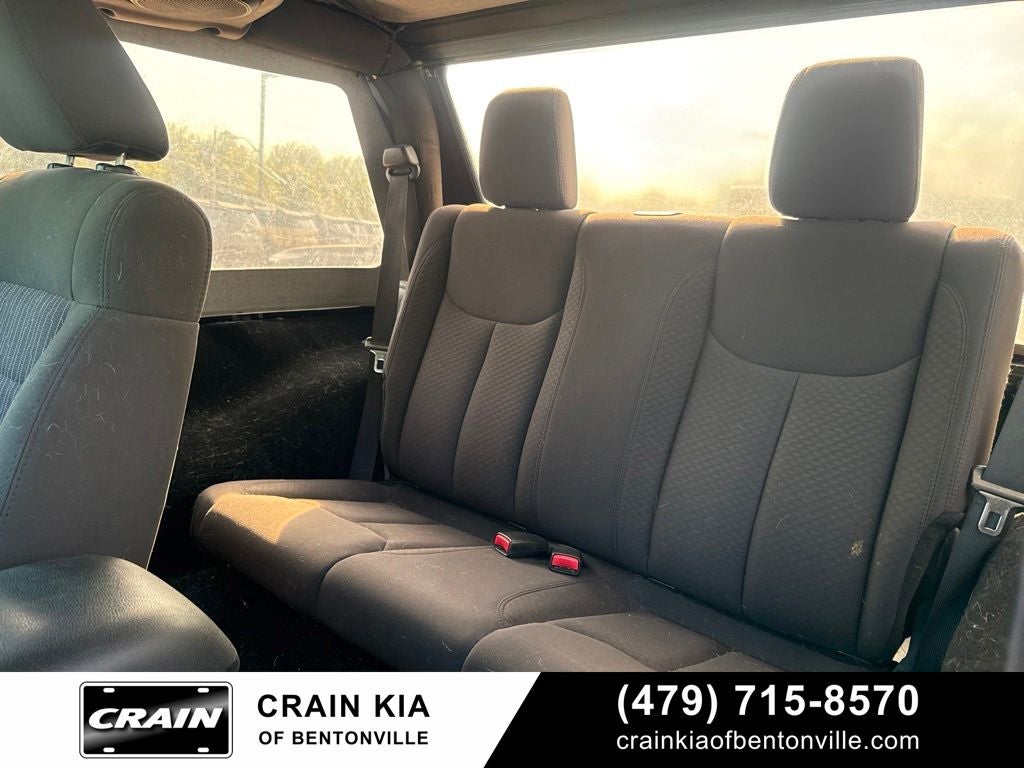 2012 Jeep Wrangler Sport - 4WD / CLEAN CARFAX