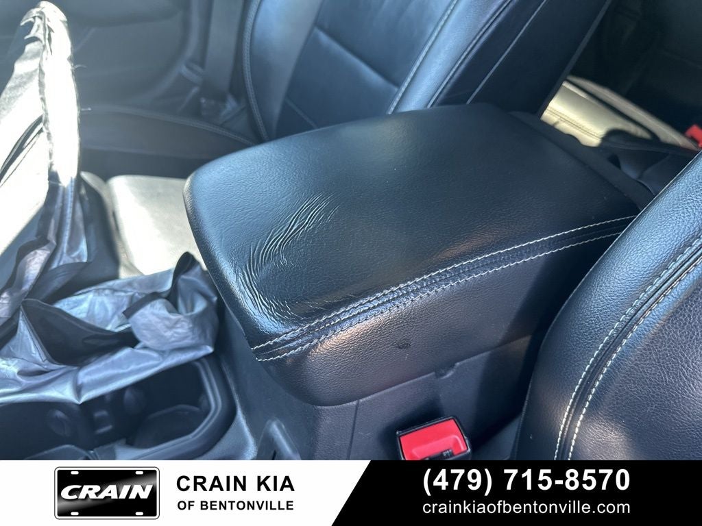 2018 Jeep Wrangler Unlimited Sahara - 4WD / ONE OWNER / LIFTED!