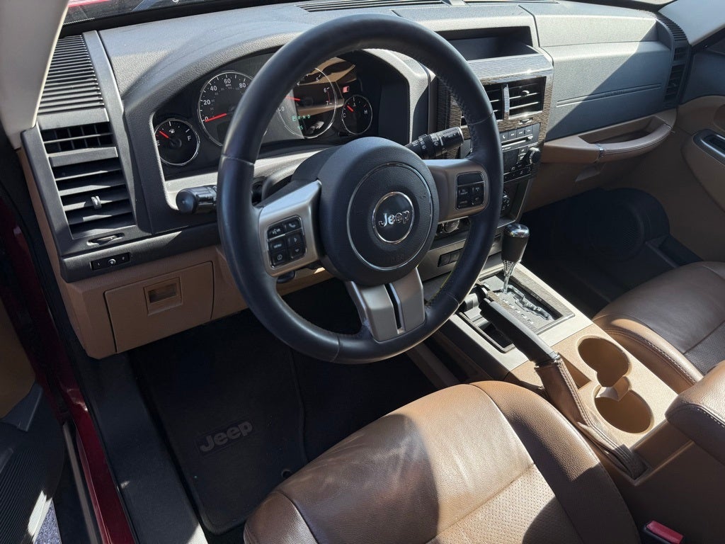 2012 Jeep Liberty Limited - 4WD / CLEAN CARFAX