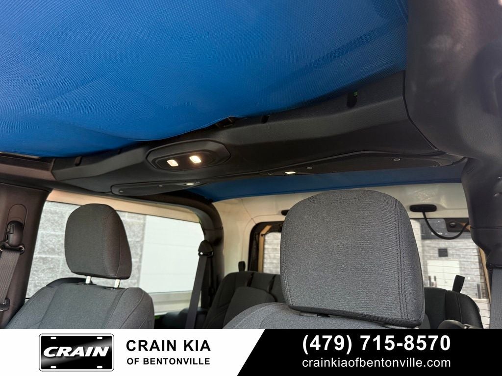 2025 Jeep Wrangler Sport - 4WD / CLEAN CARFAX / ONE OWNER