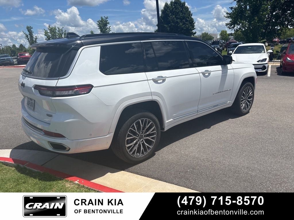 2025 Jeep Grand Cherokee L Summit - 4WD / PANORAMIC SUNROOF