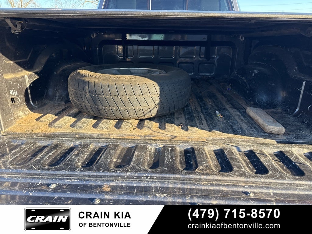 2019 RAM 1500 Classic SLT - 4WD / CLEAN CARFAX