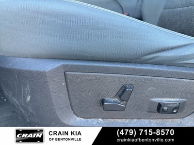 2019 RAM 1500 Classic SLT - 4WD / CLEAN CARFAX